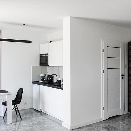 Apartament Black-Niska Z Garazem Podziemnym Kielce Exteriér fotografie